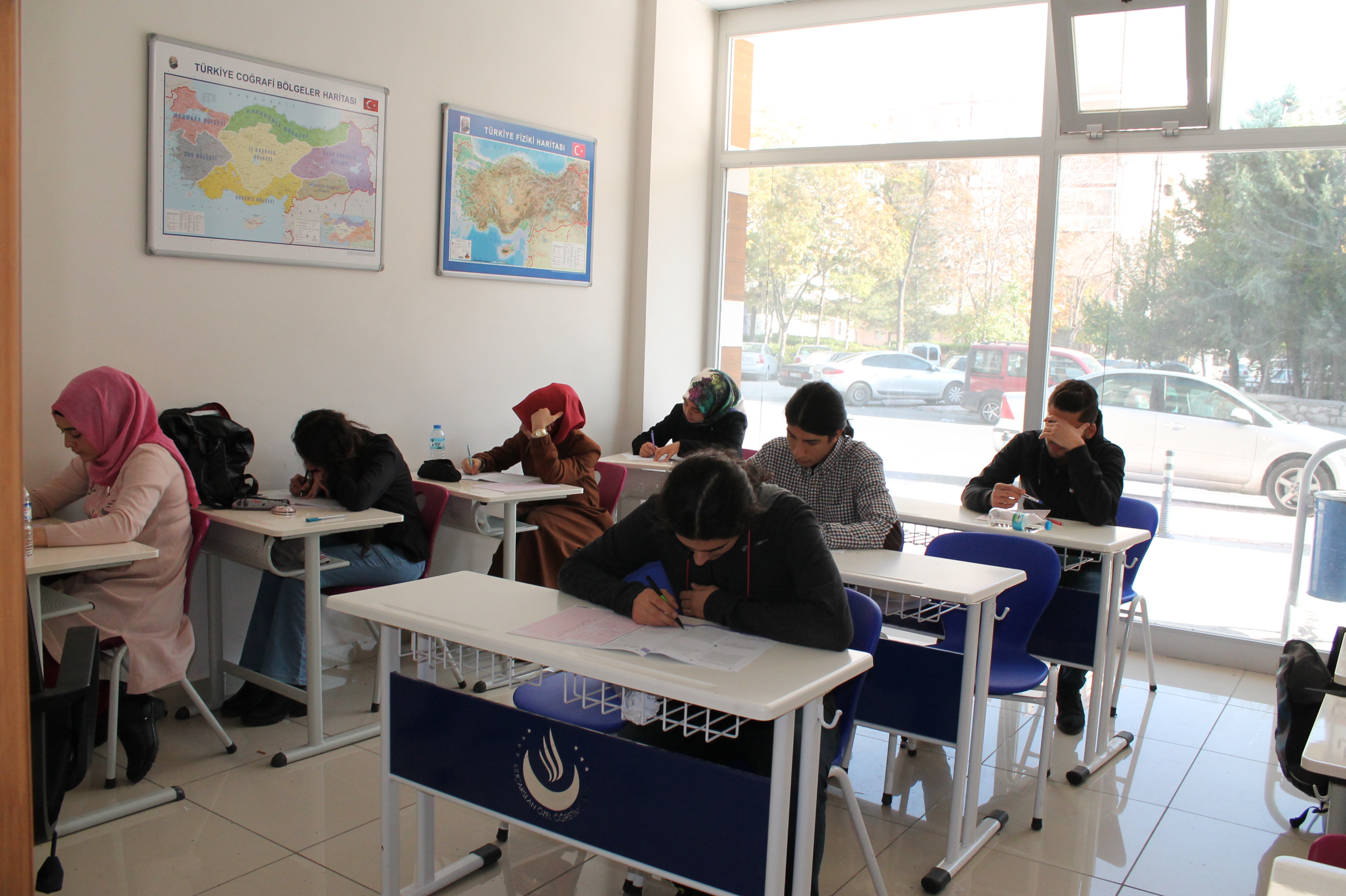 Kurumumuzdan Kareler