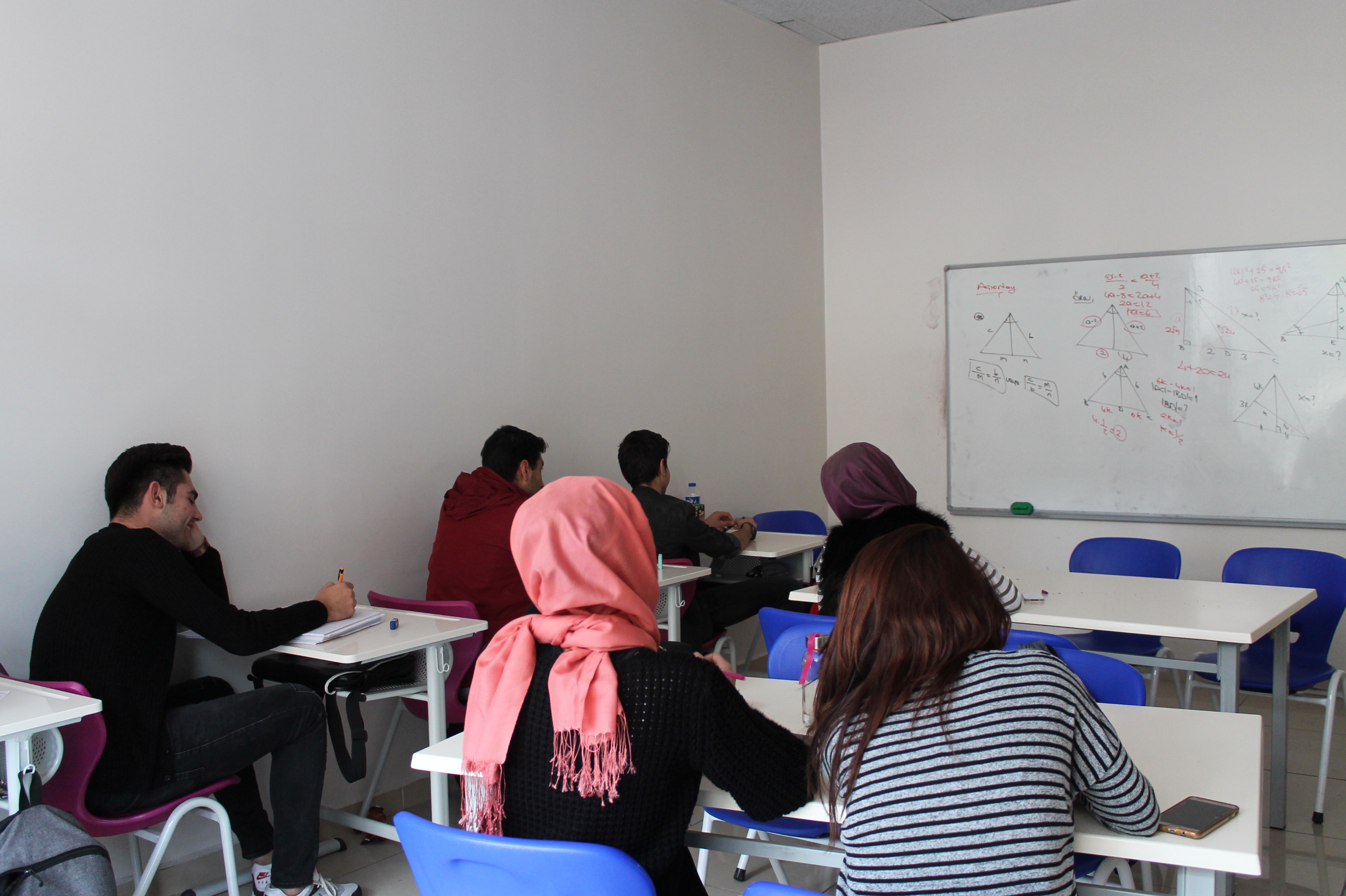 Kurumumuzdan Kareler